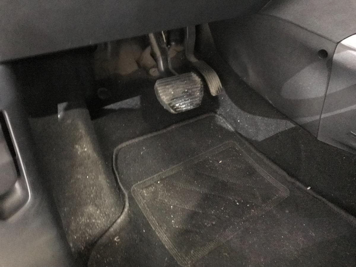 Peugeot 2008 1.6 HDI · Ano 2013 — image 29