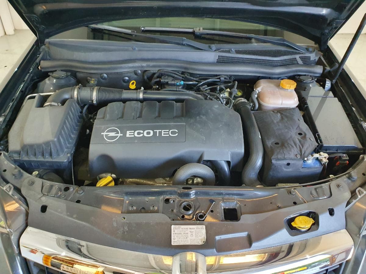 Opel Astra 1.3 CDTI · Ano 2008 — image 4
