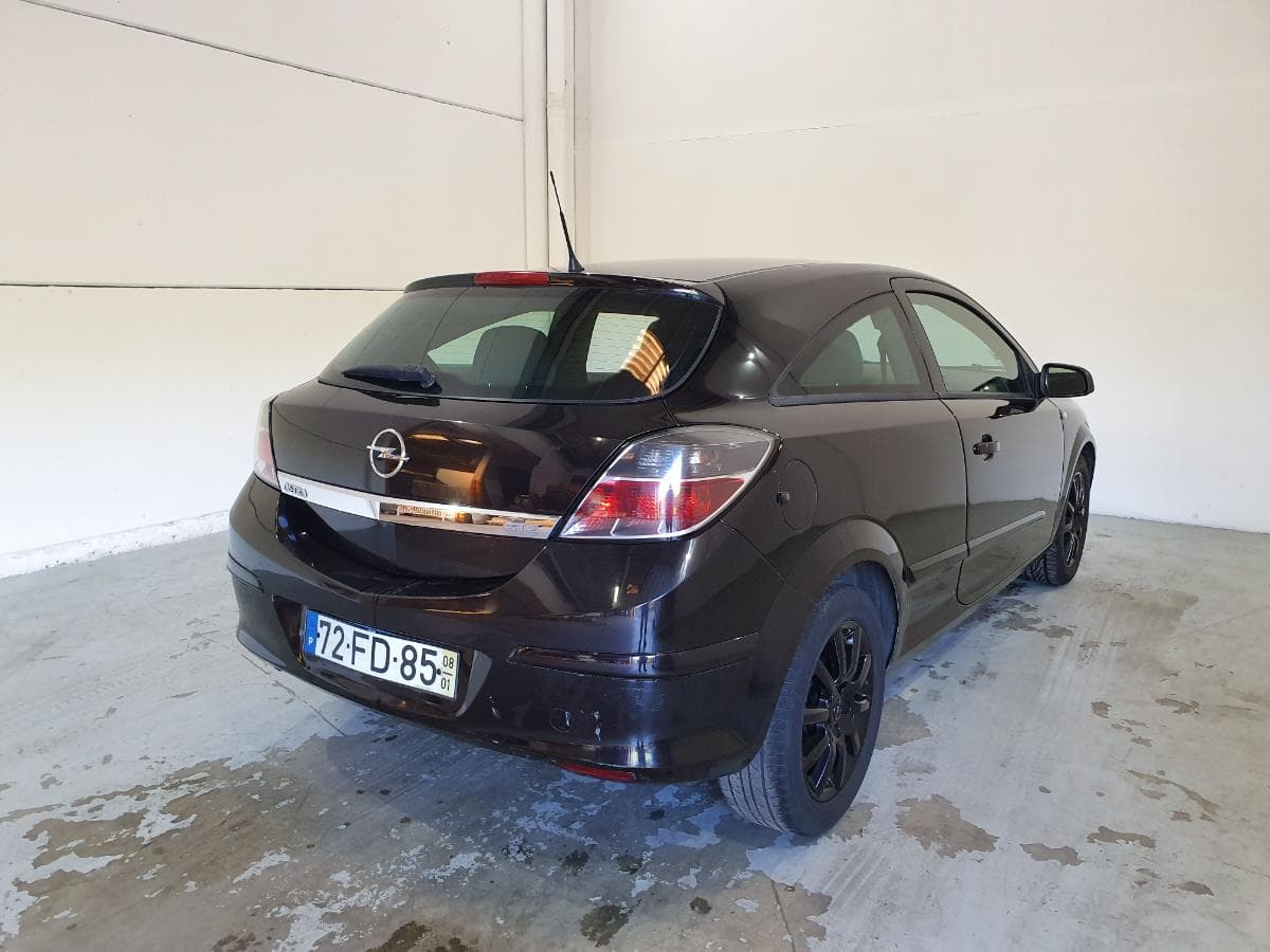 Opel Astra 1.3 CDTI · Ano 2008 — image 6