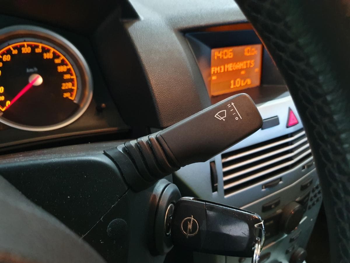 Opel Astra 1.3 CDTI · Ano 2008 — image 35