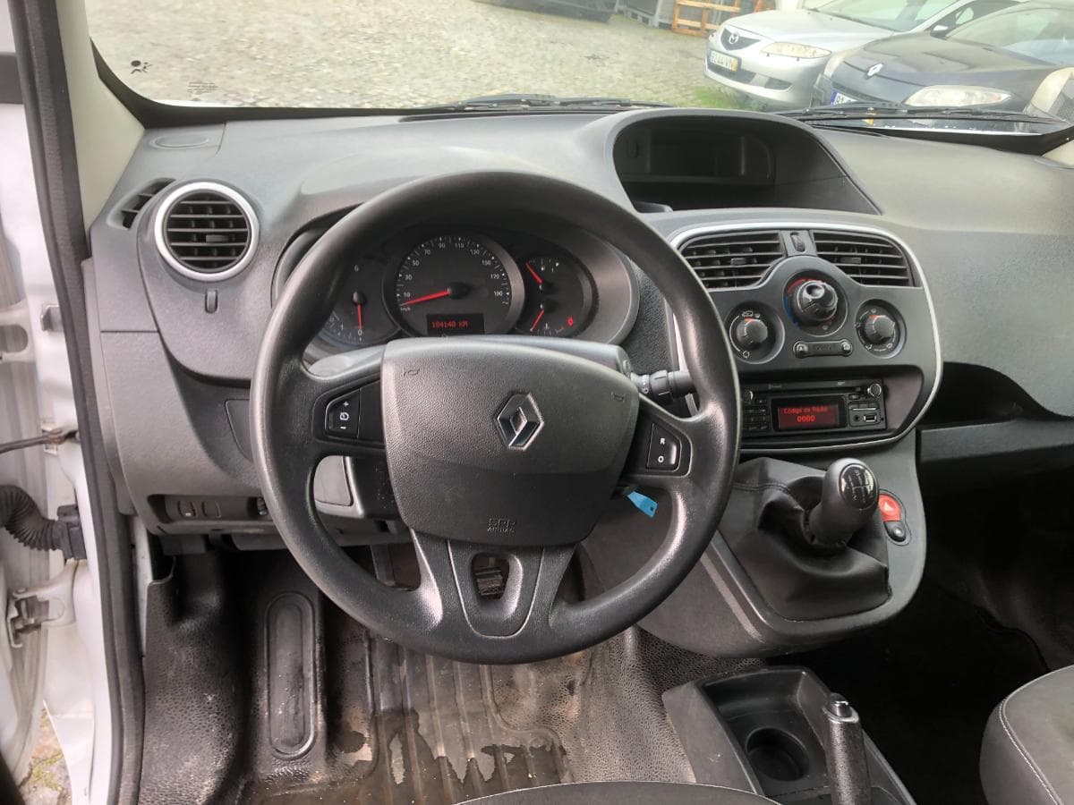 Renault Kangoo 1.5 DCI · Ano 2016 — imagem 25