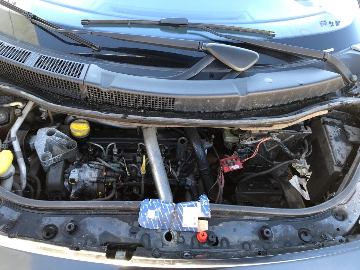 Renault Mégane Scénic 1.5 DCI · Ano 2004 — image 4