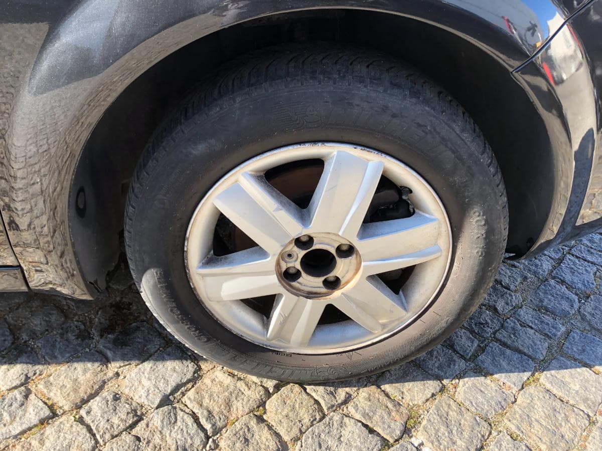 Renault Mégane Scénic 1.5 DCI · Ano 2004 — image 16
