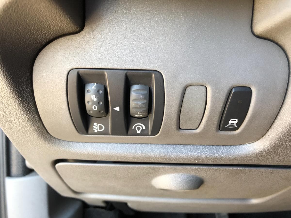 Renault Mégane Scénic 1.5 DCI · Ano 2004 — image 38