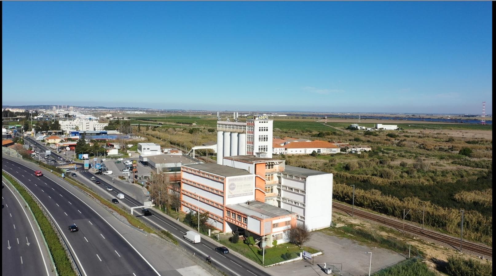 Unidade Industrial + Terreno · Vila Franca de Xira — imagem 3