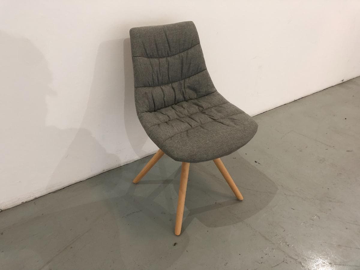 Chairs — image 3
