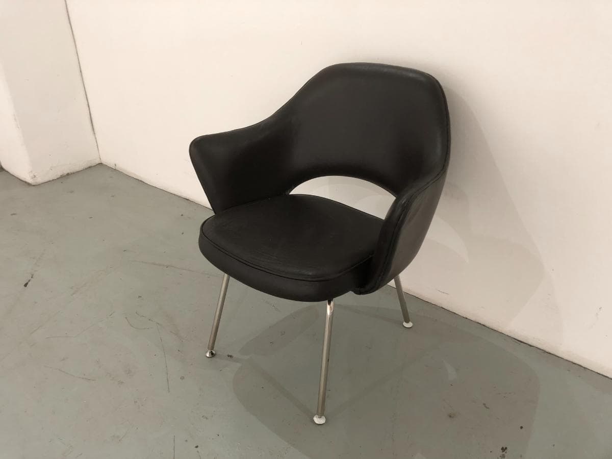 Chair — image 2