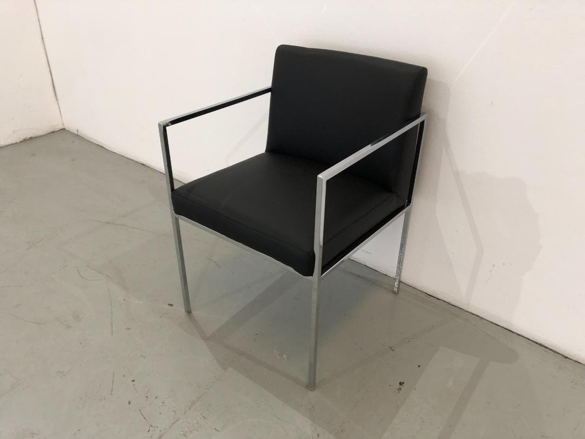 Chair — image 3