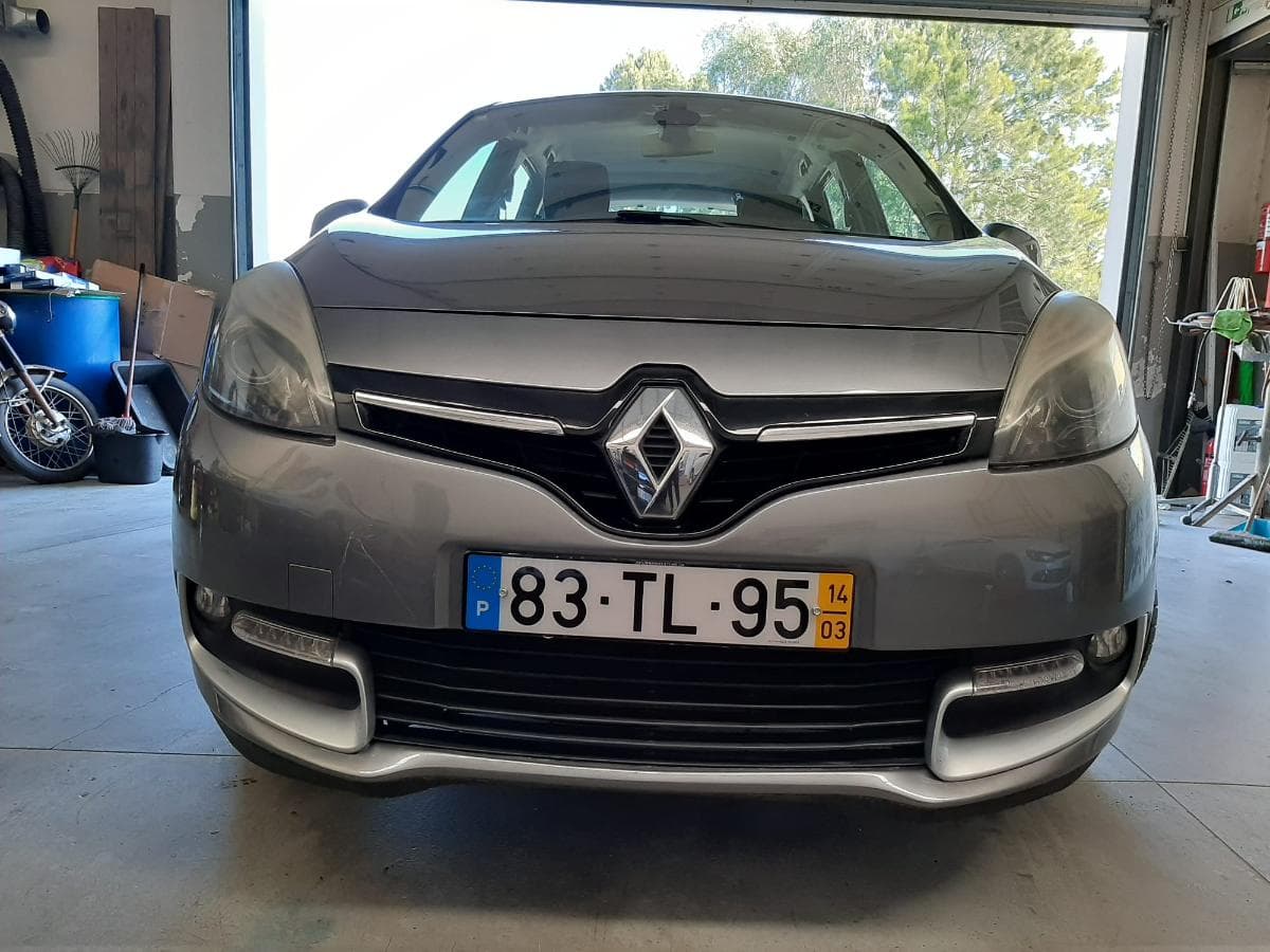 Renault Scénic 1.5 DCI · Ano 2014 — image 4