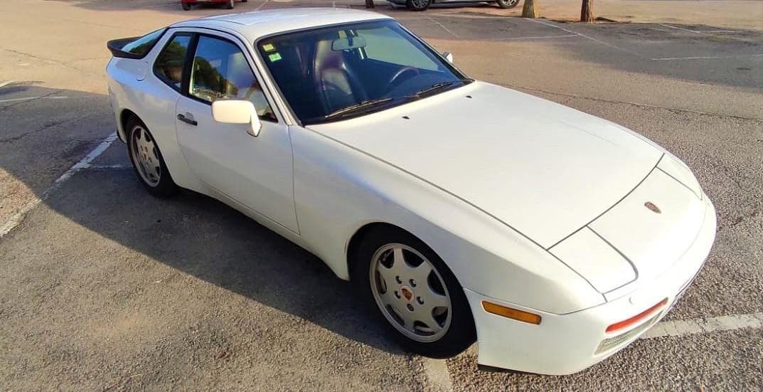 Porsche 944 Turbo — image 10