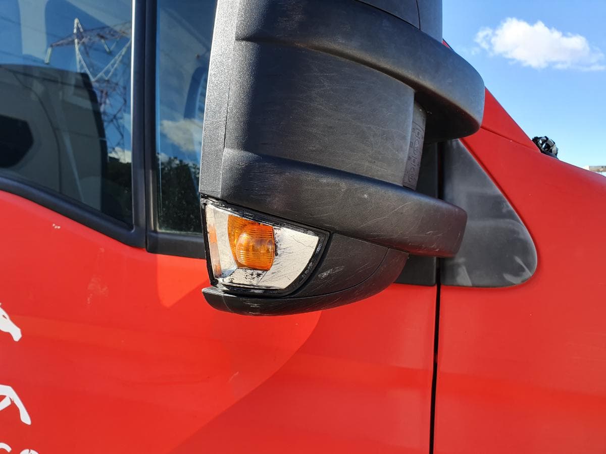 Iveco Daily 35C15 · Ano 2013 — imagem 9