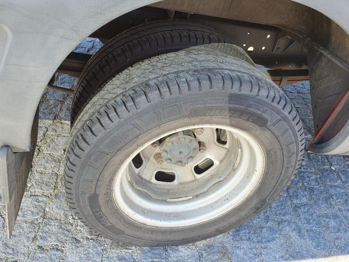 Iveco Daily 35C15 · Ano 2013 — imagem 16