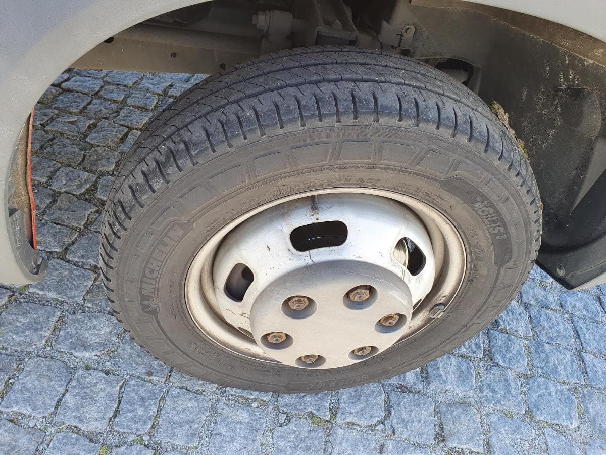 Iveco Daily 35C15 · Ano 2013 — imagem 17