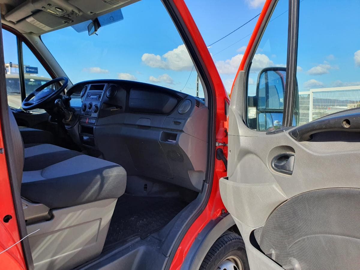 Iveco Daily 35C15 · Ano 2013 — imagem 20