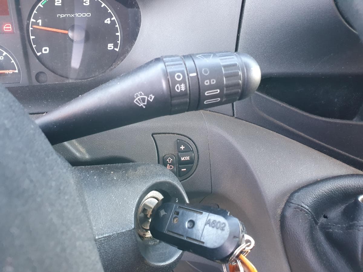 Iveco Daily 35C15 · Ano 2013 — imagem 27