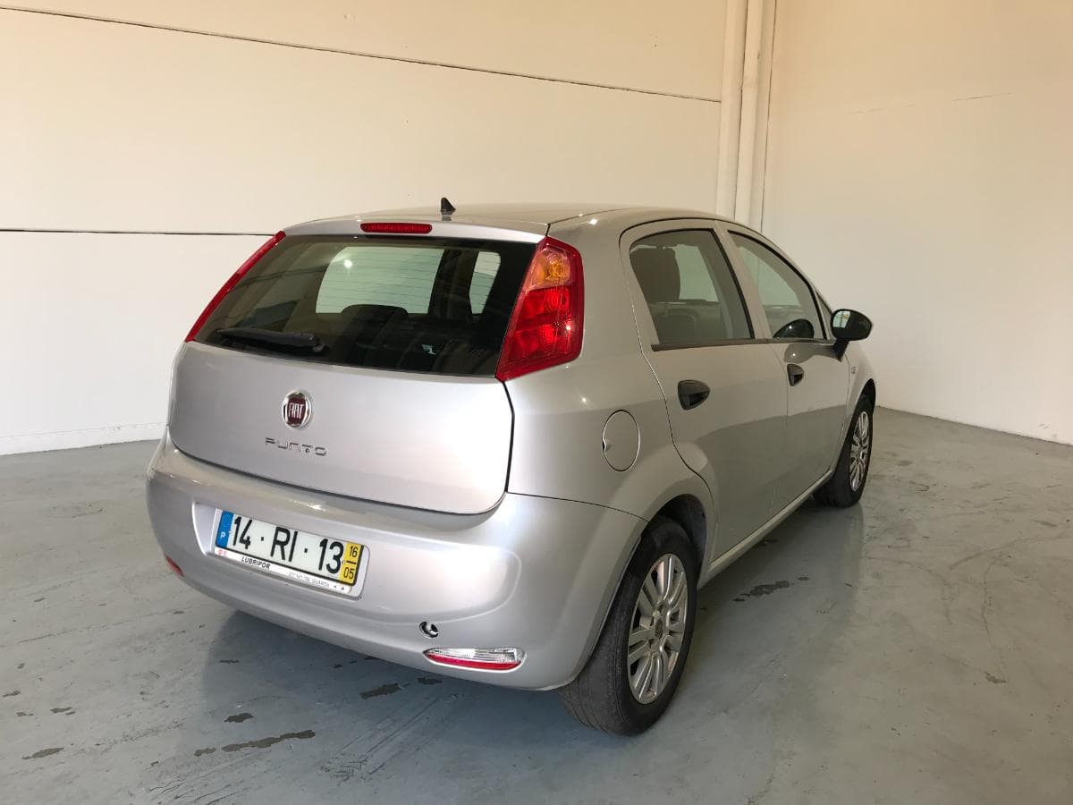 Fiat Punto 1.2 · Ano 2016 — image 5