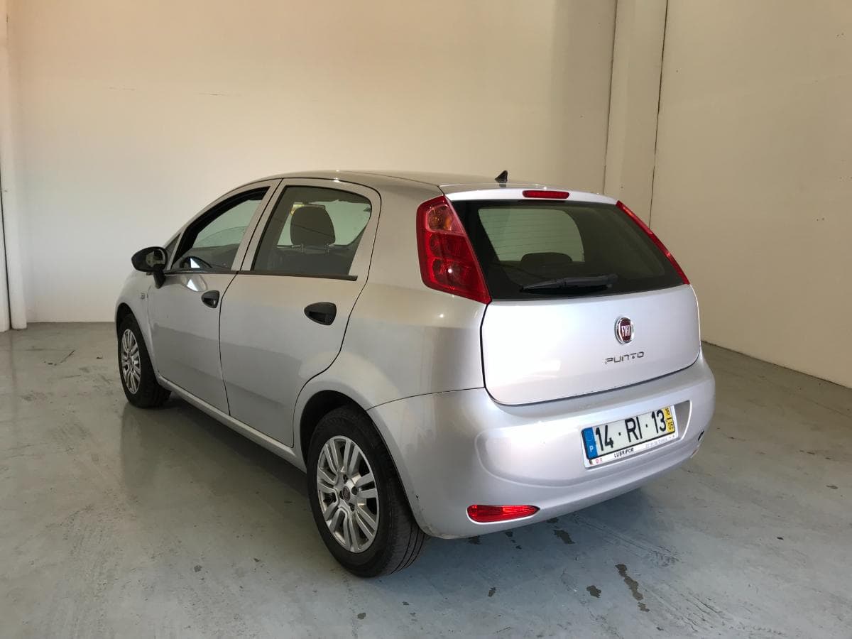 Fiat Punto 1.2 · Ano 2016 — image 7