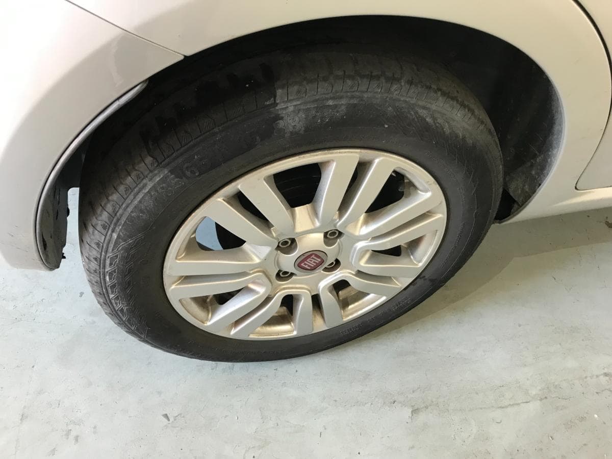 Fiat Punto 1.2 · Ano 2016 — image 15