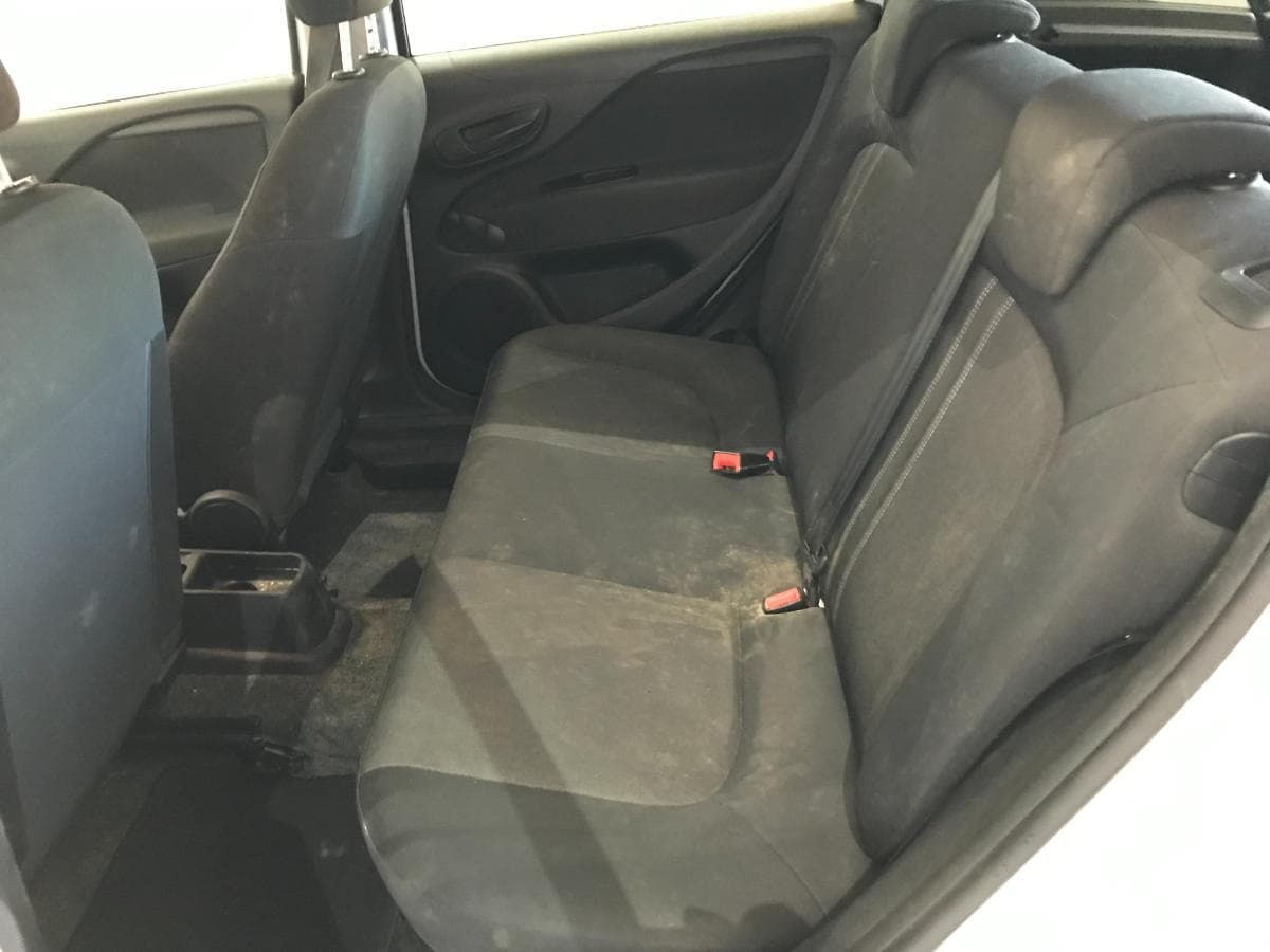 Fiat Punto 1.2 · Ano 2016 — image 21