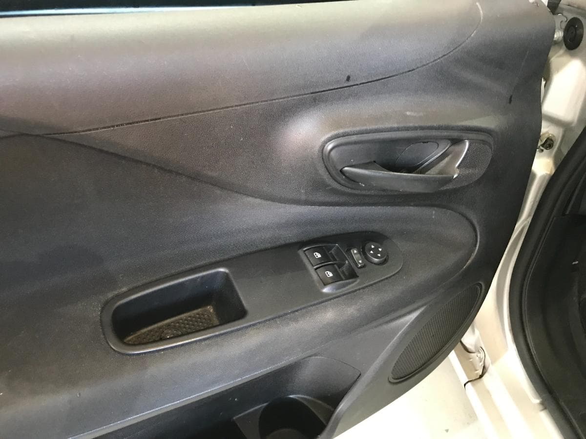 Fiat Punto 1.2 · Ano 2016 — image 34