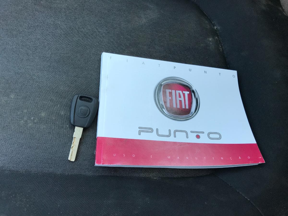 Fiat Punto 1.2 · Ano 2016 — image 38