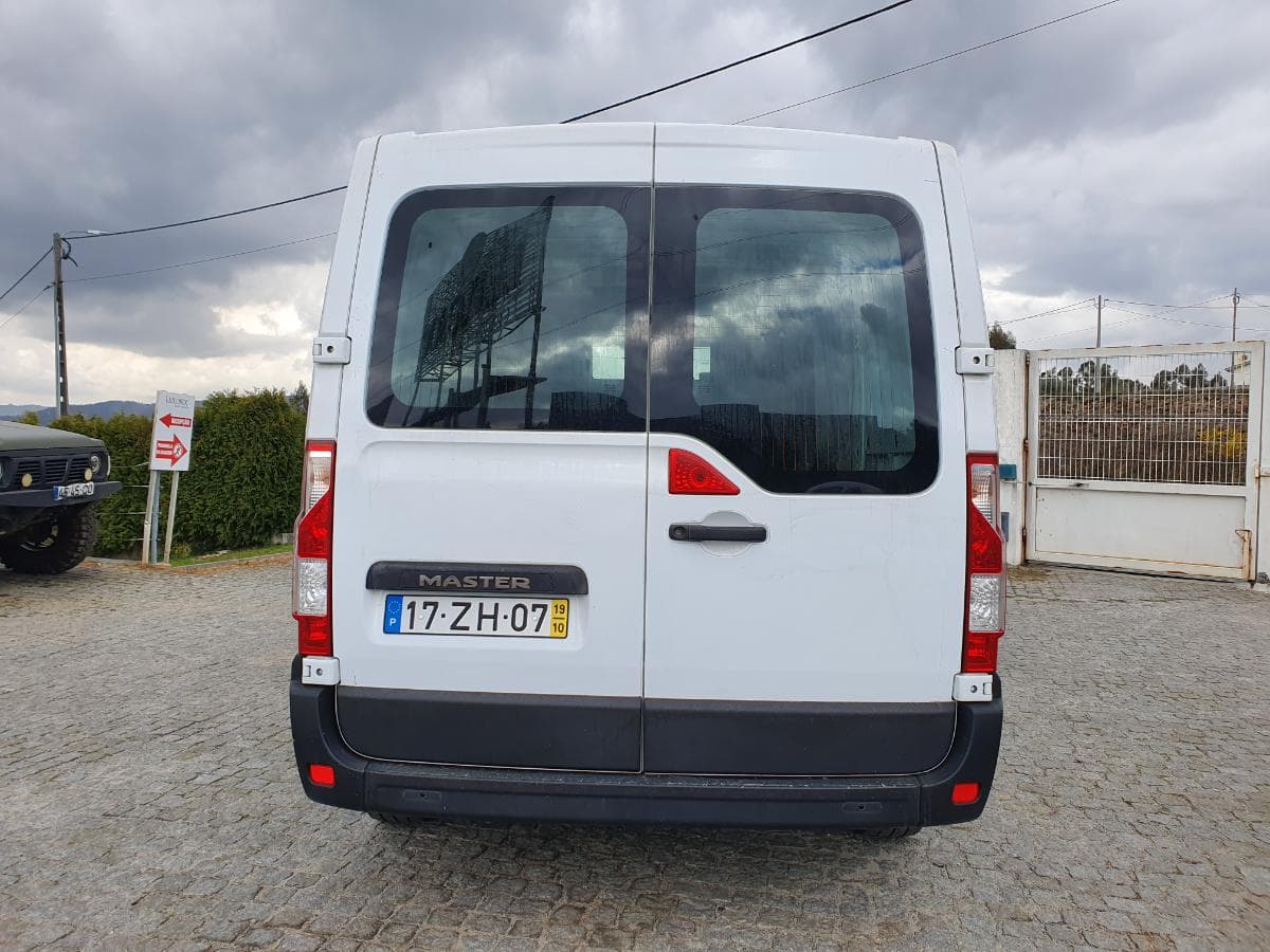 Renault Master 2.3 DCI · Ano 2019 — imagem 6