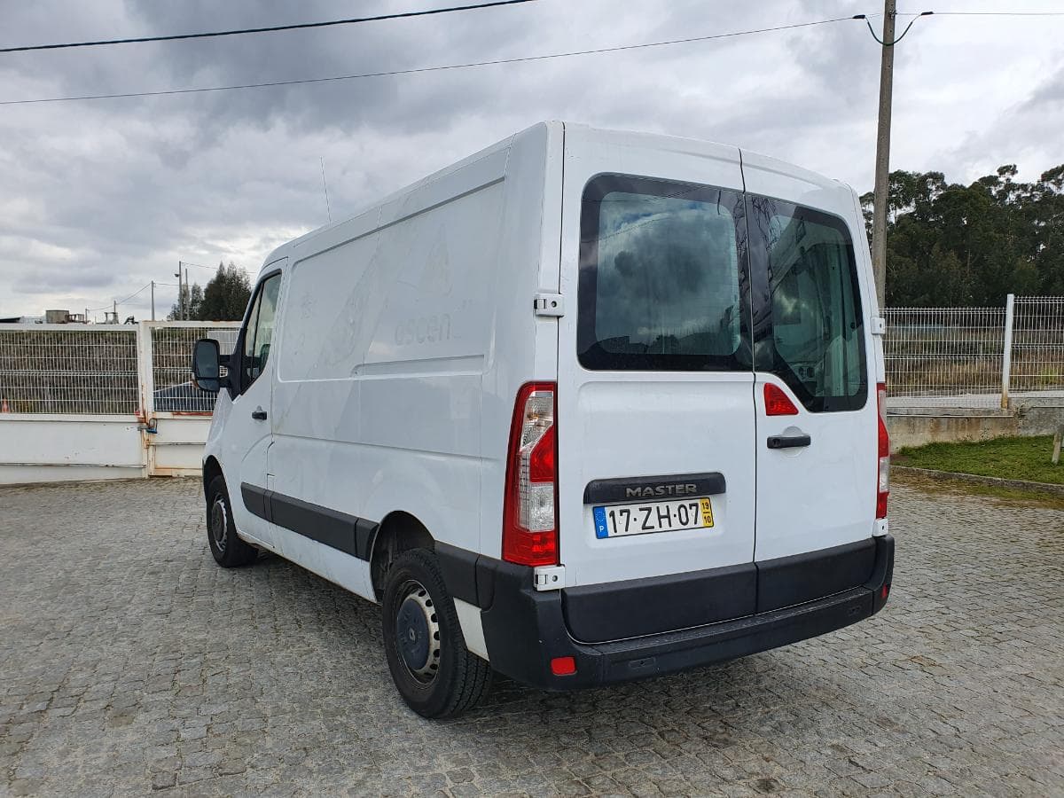 Renault Master 2.3 DCI · Ano 2019 — imagem 9