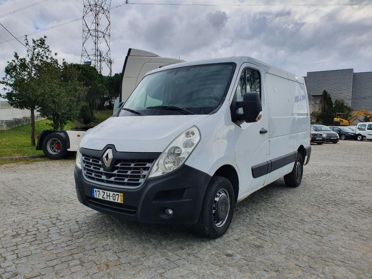 Renault Master 2.3 DCI · Ano 2019 — imagem 2