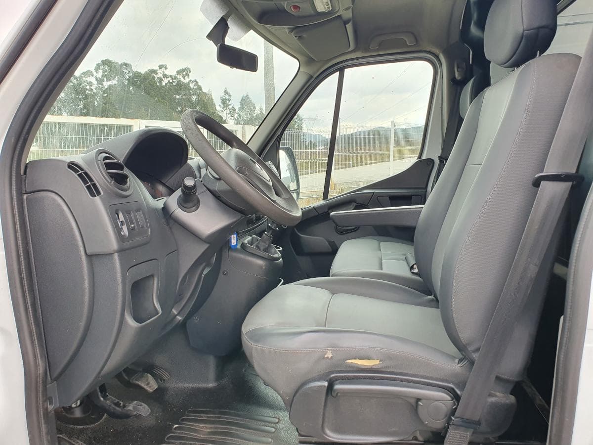 Renault Master 2.3 DCI · Ano 2019 — imagem 26