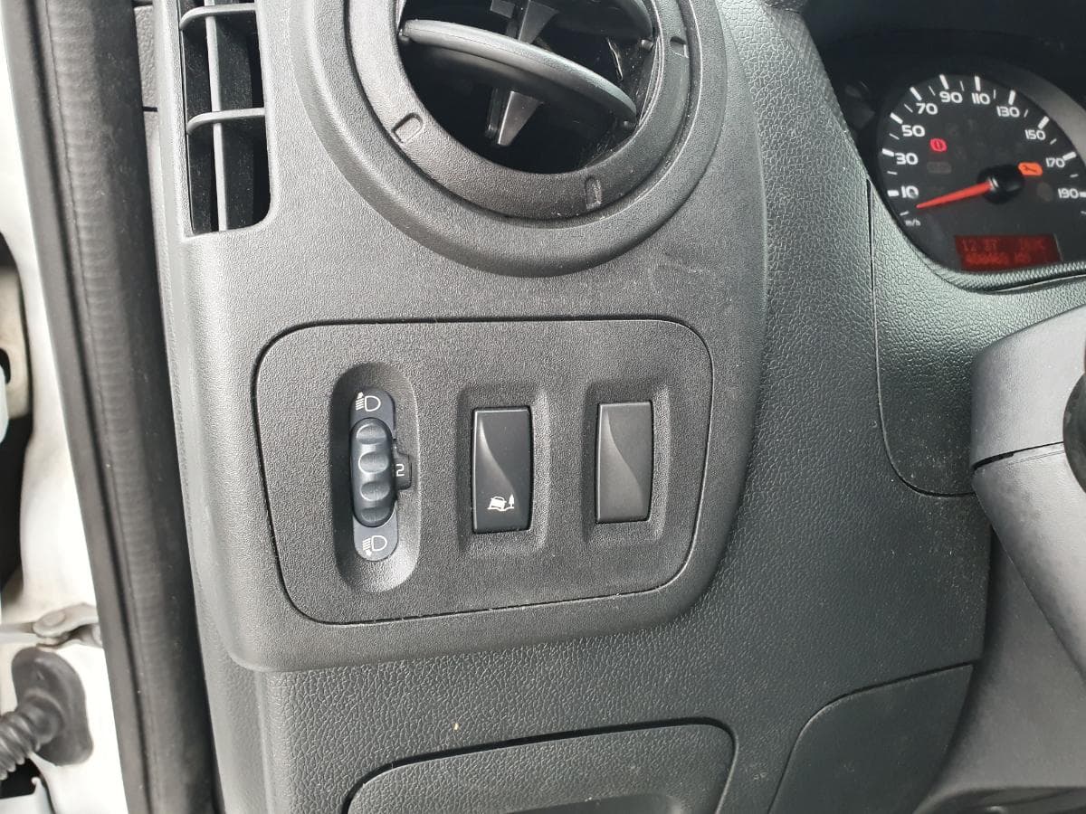 Renault Master 2.3 DCI · Ano 2019 — imagem 30