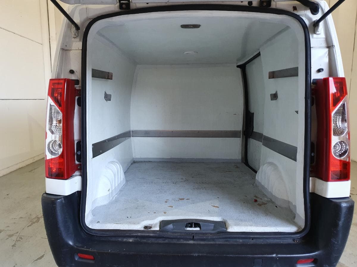 Citroën Jumpy 2.0 HDI · Ano 2011 — image 8