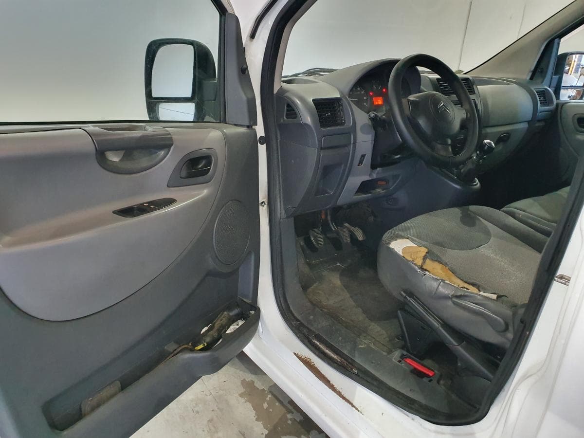 Citroën Jumpy 2.0 HDI · Ano 2011 — image 23