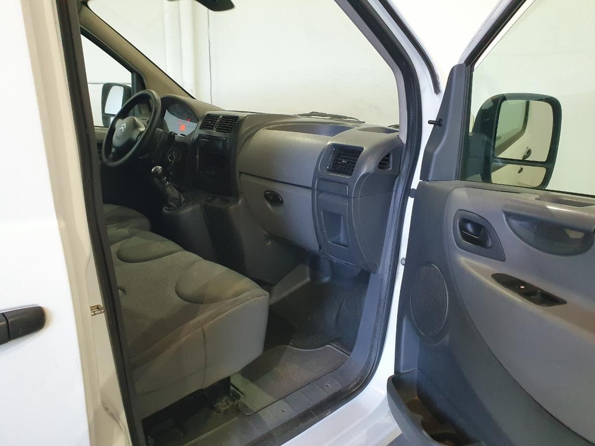 Citroën Jumpy 2.0 HDI · Ano 2011 — image 24