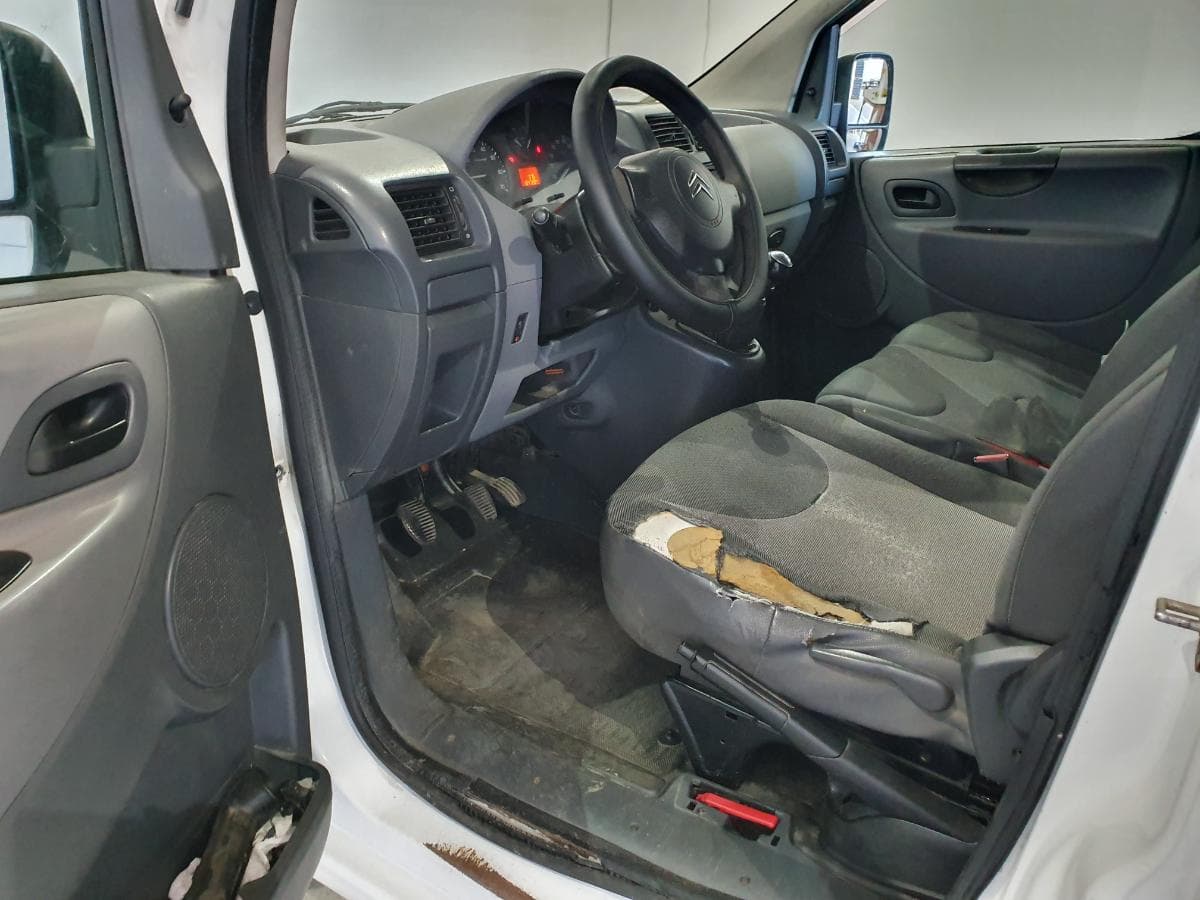 Citroën Jumpy 2.0 HDI · Ano 2011 — image 30