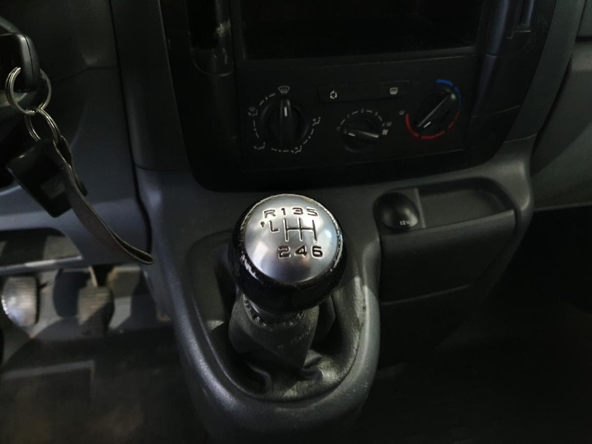 Citroën Jumpy 2.0 HDI · Ano 2011 — image 32