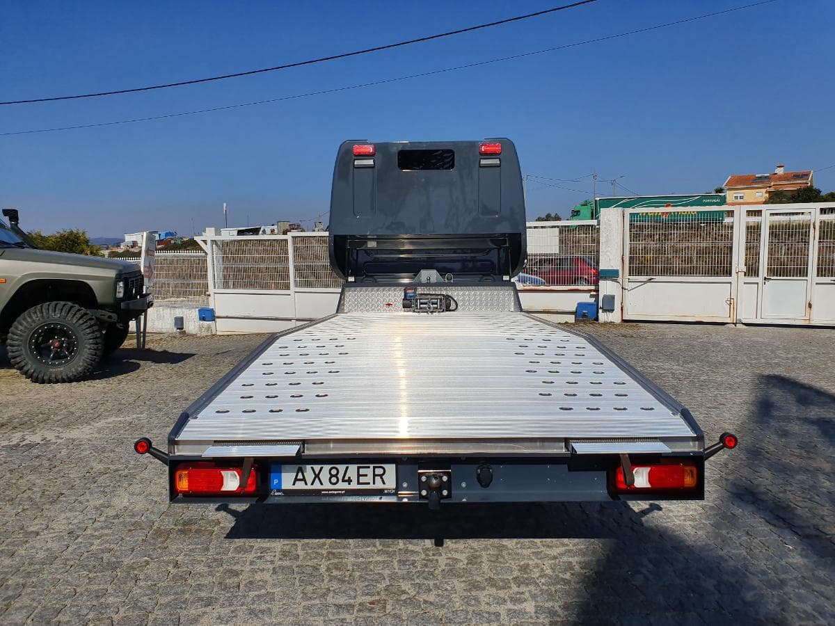 Reboque Pronto Socorro Iveco · Ano 2023 — image 6