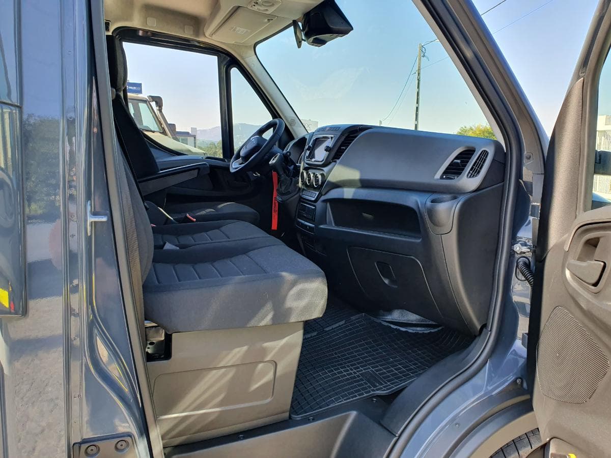 Reboque Pronto Socorro Iveco · Ano 2023 — image 20