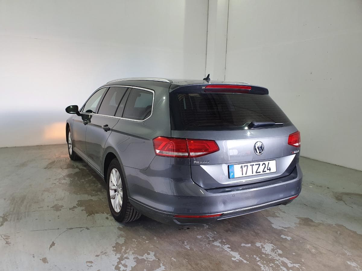 Volkswagen Passat 1.6 TDI · Ano 2015 — imagen 10