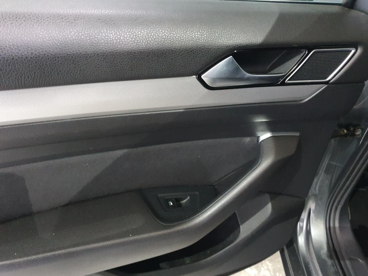 Volkswagen Passat 1.6 TDI · Ano 2015 — imagen 27