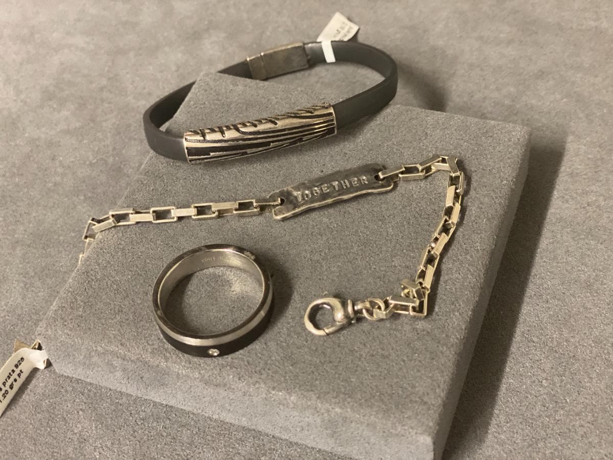 Pulseras + Anillo en plata y otros materiales — imagen 2