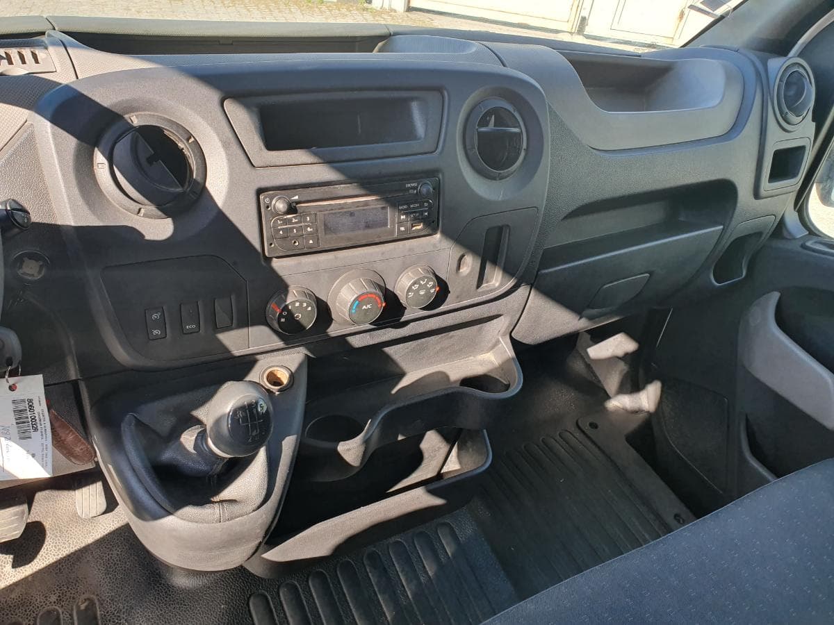 Opel Movano 2.3 CDTI · Ano 2016 — image 31