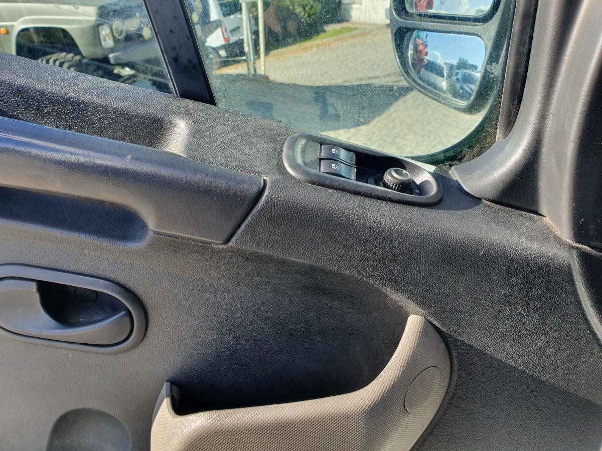 Opel Movano 2.3 CDTI · Ano 2016 — image 39