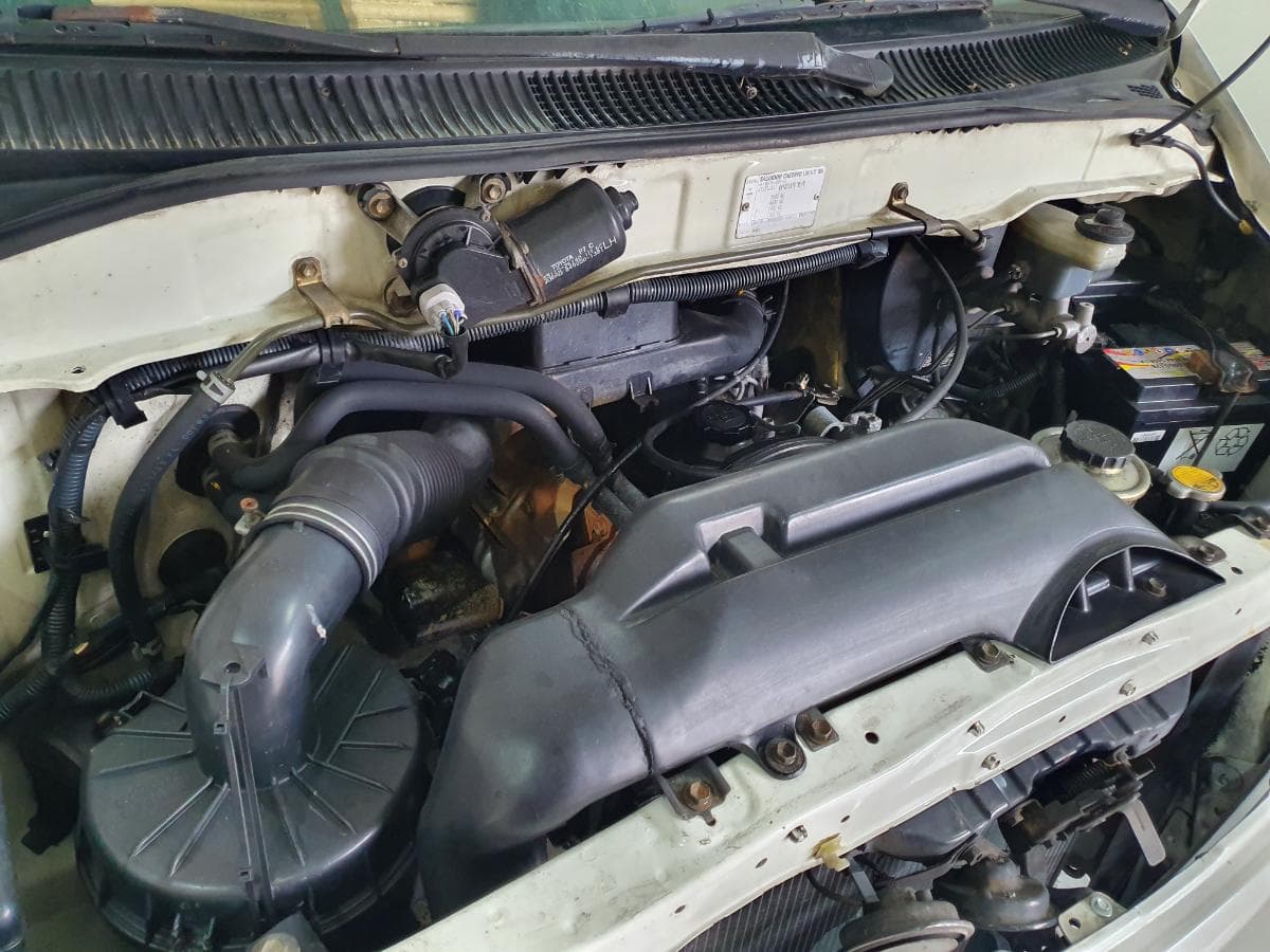 Toyota Hiace 2.4D · Ano 2001 — imagen 4