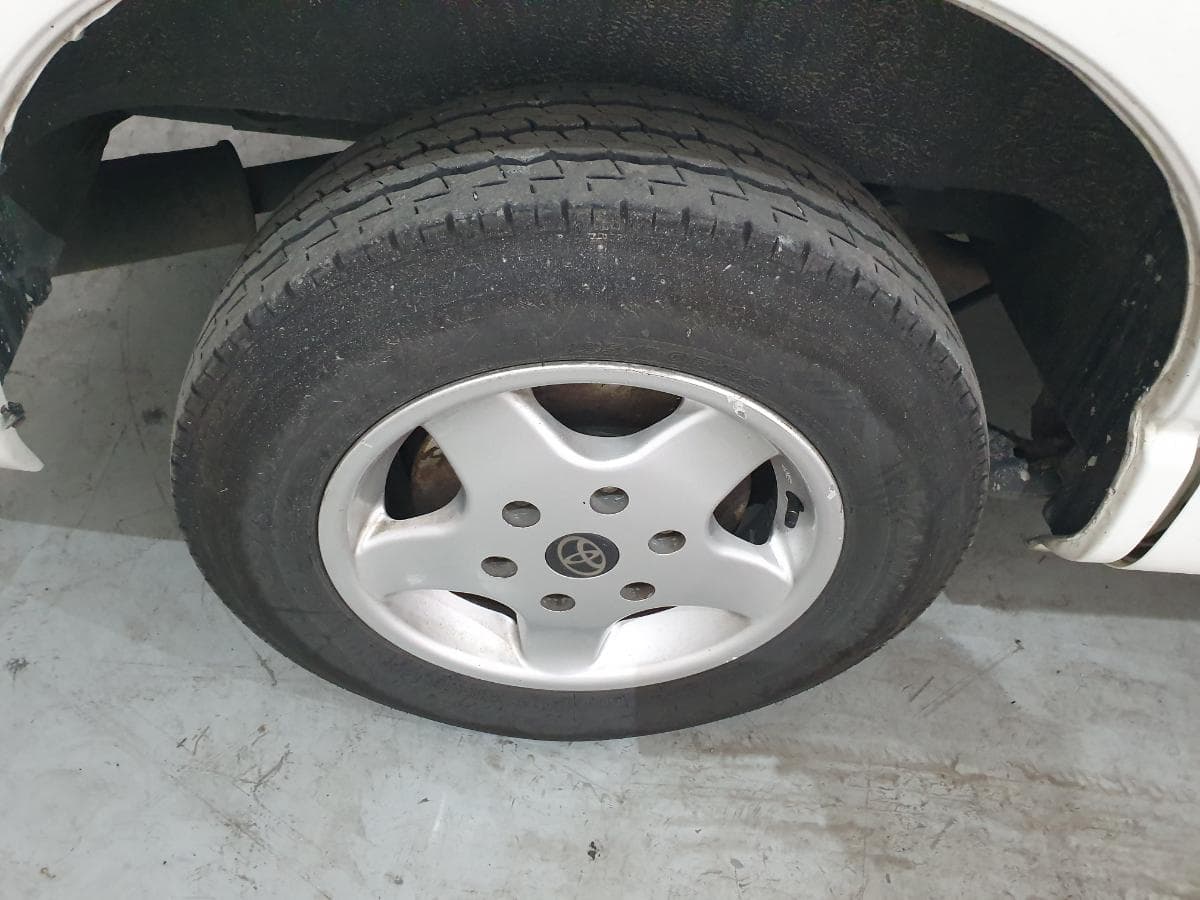 Toyota Hiace 2.4D · Ano 2001 — imagen 14