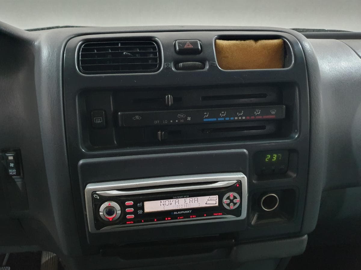 Toyota Hiace 2.4D · Ano 2001 — imagen 27