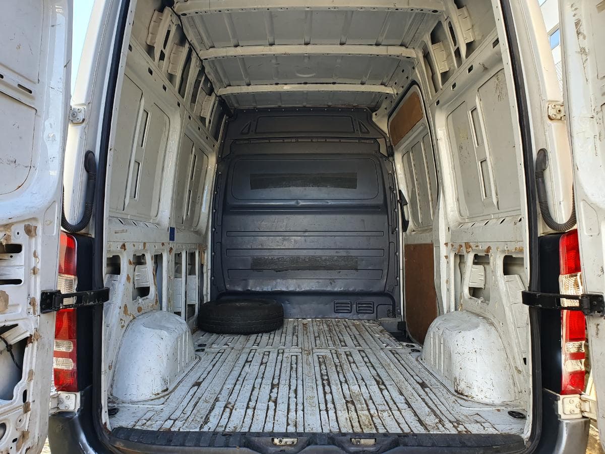 Mercedes-Benz Sprinter 210 CDI · Ano 2011 — imagen 8