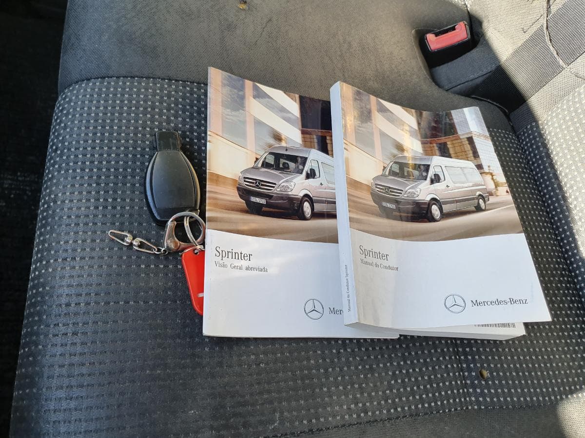 Mercedes-Benz Sprinter 210 CDI · Ano 2011 — imagen 33
