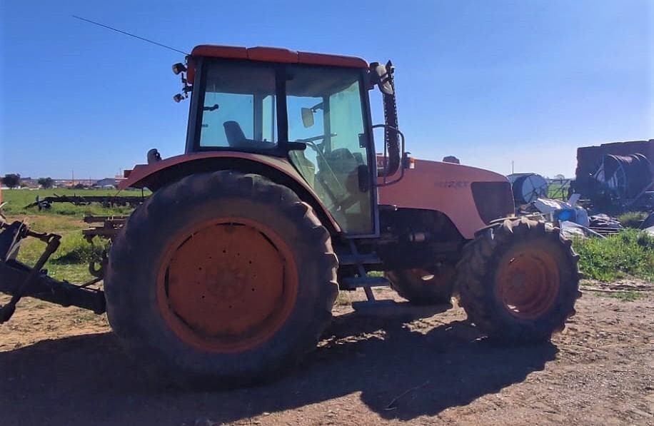 Trator Agrícola Kubota — imagem 5
