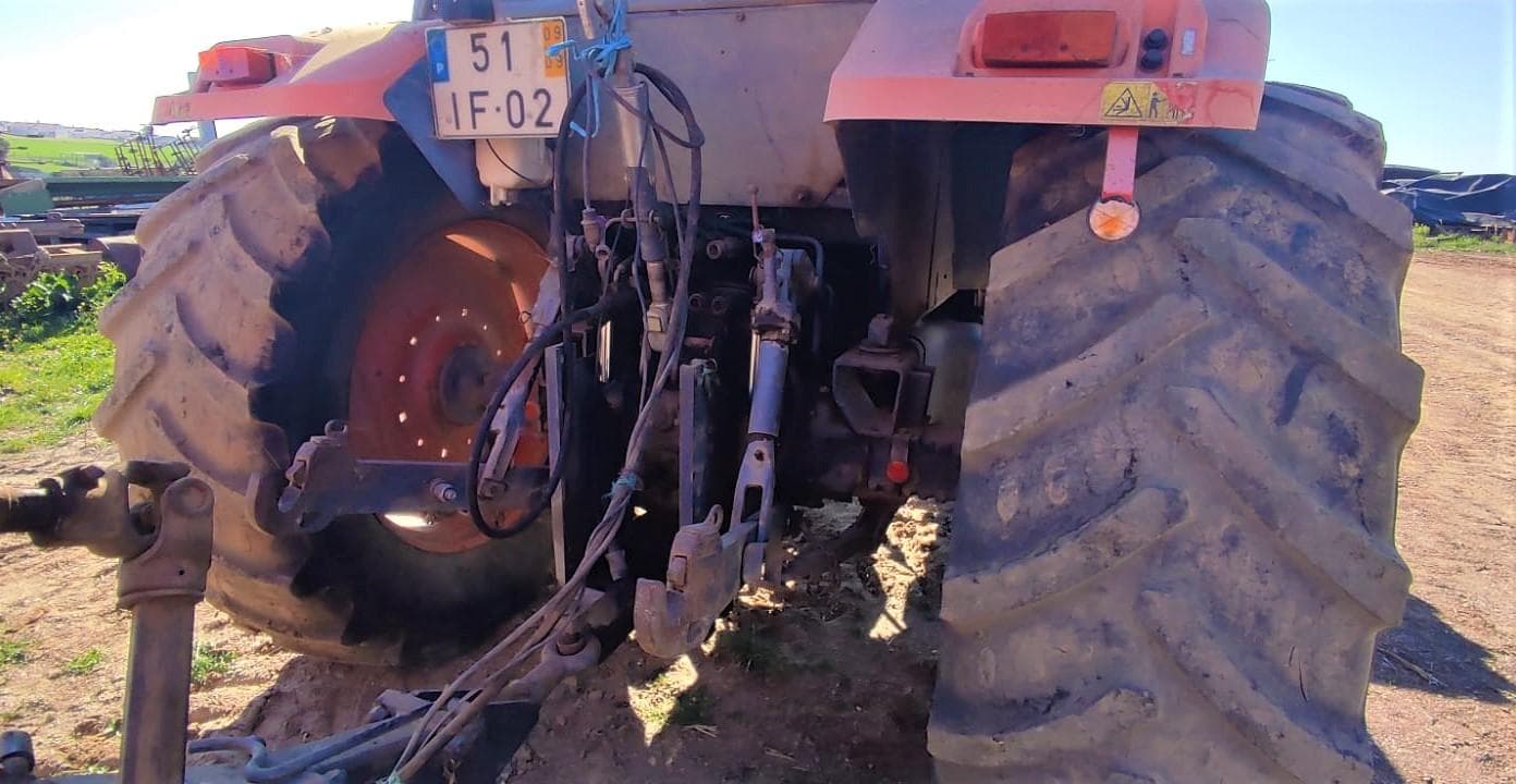 Trator Agrícola Kubota — imagem 9