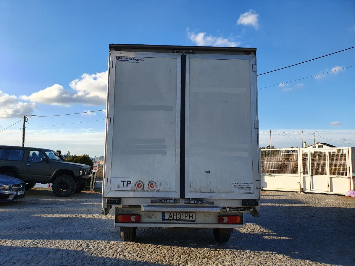 Renault Master 2.3 DCI · Ano 2021 — imagem 8